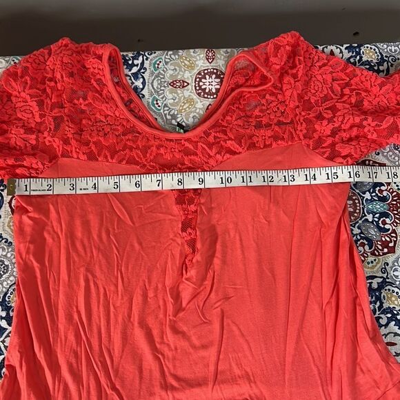 Plus size Dresses  - Picture 6 of 7